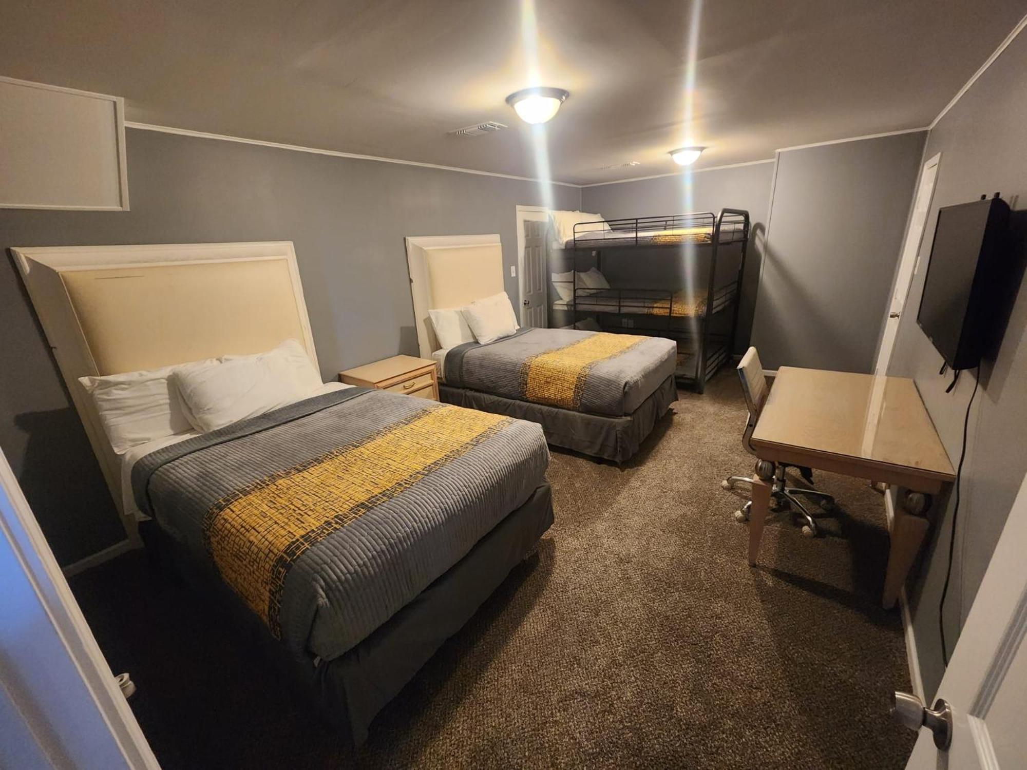 Villa Super Large East Memphis 23 Beds Extérieur photo