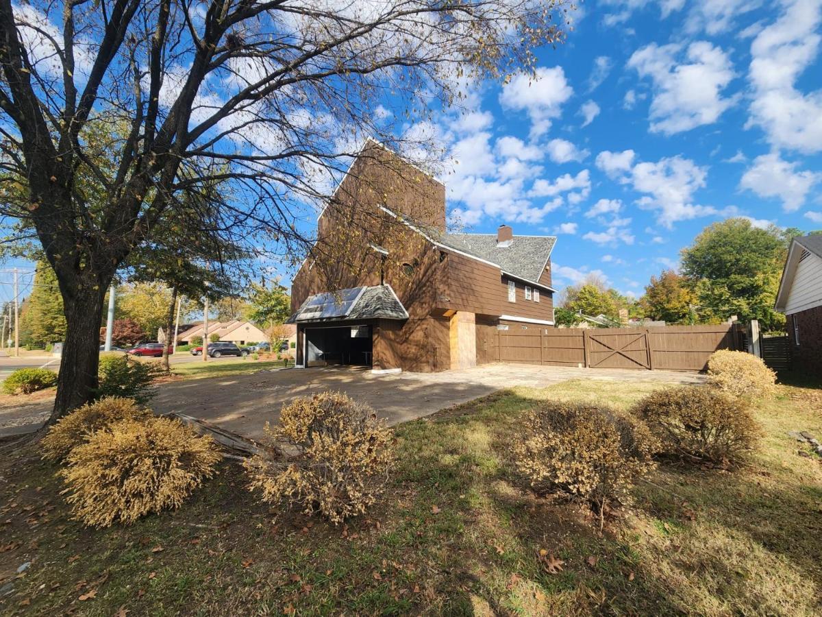 Villa Super Large East Memphis 23 Beds Extérieur photo