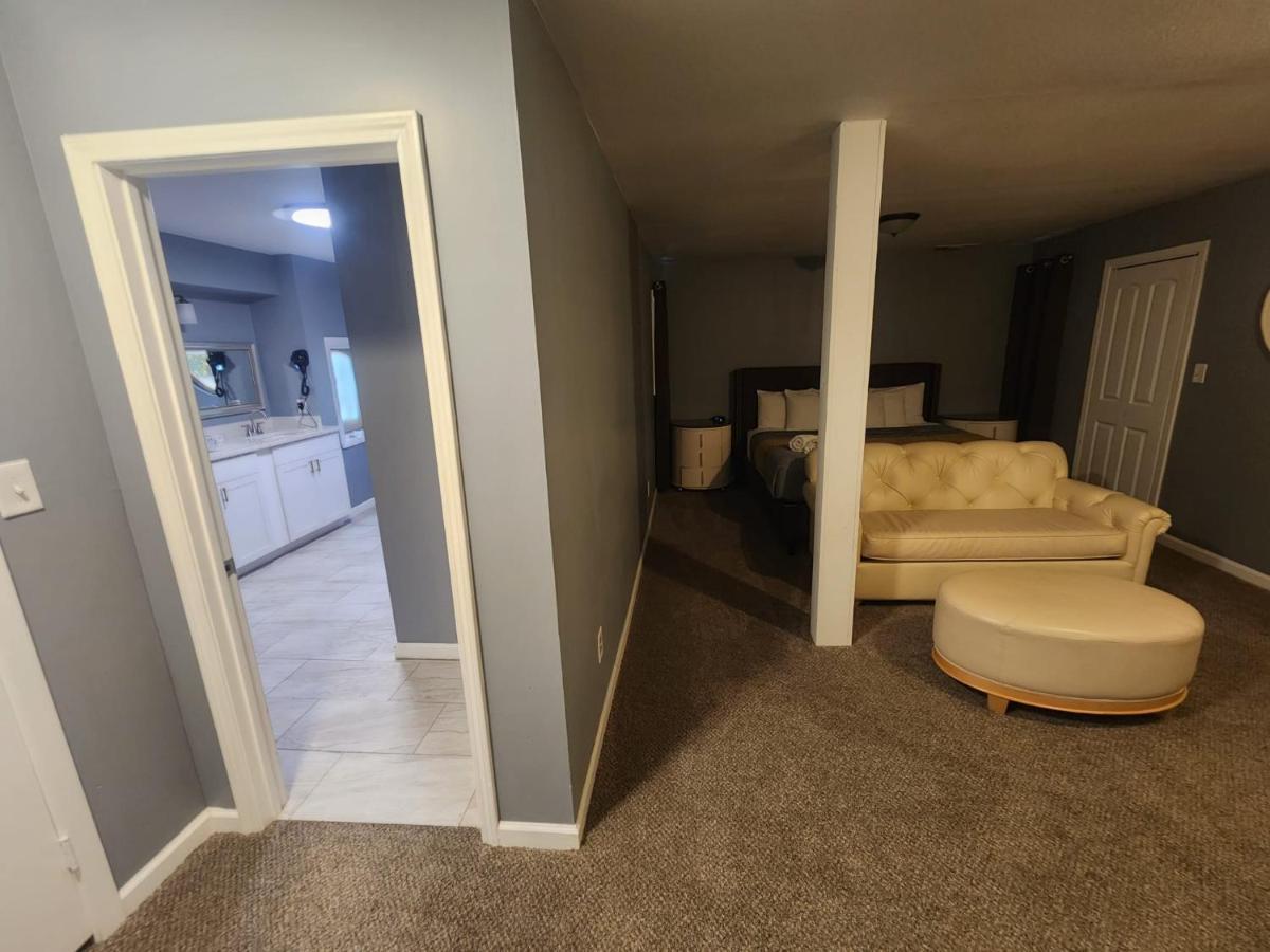 Villa Super Large East Memphis 23 Beds Extérieur photo