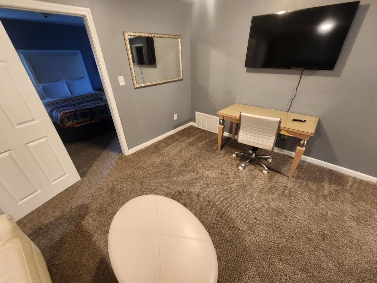 Villa Super Large East Memphis 23 Beds Extérieur photo