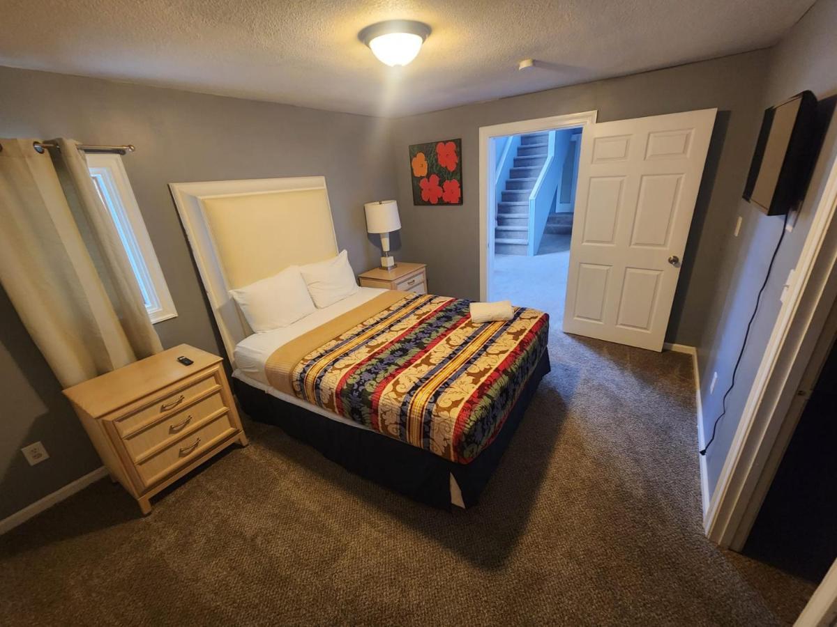 Villa Super Large East Memphis 23 Beds Extérieur photo